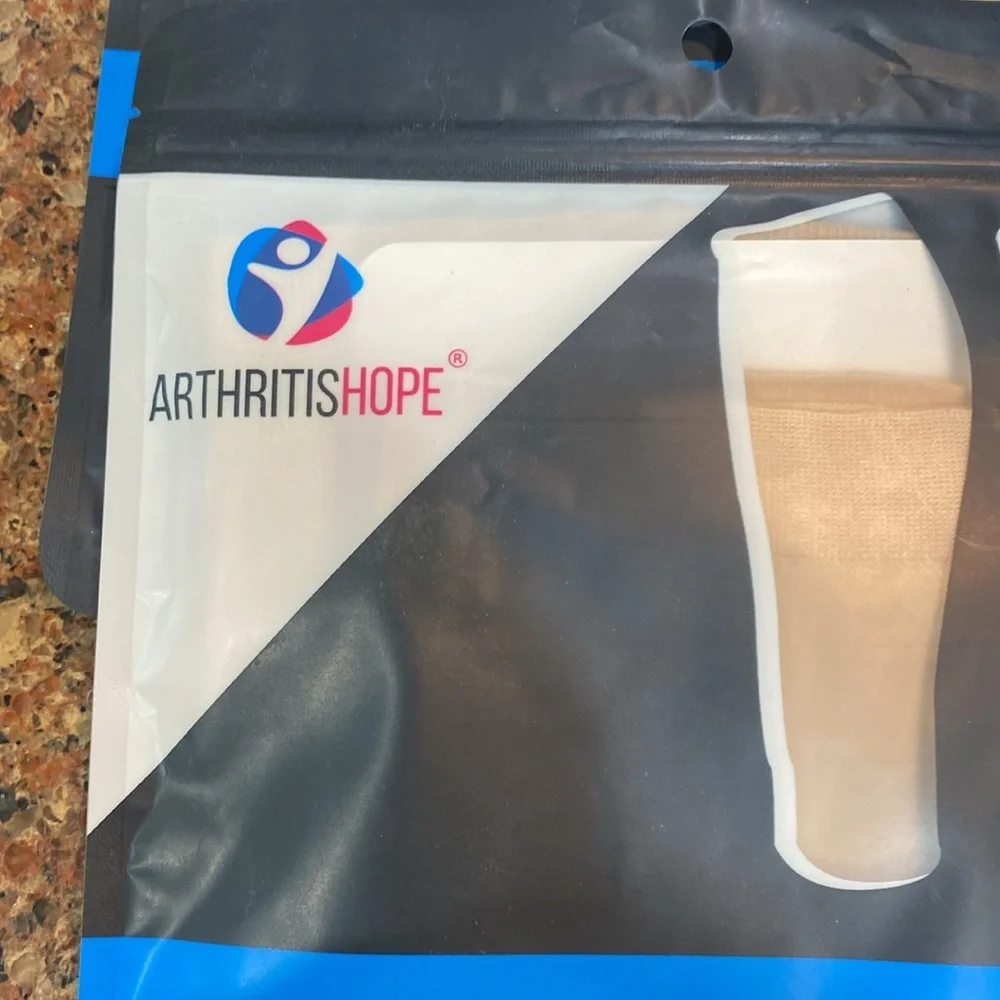 ***CLEARANCE SALE****NEW IN PACKAGE ARTHRITISHOPE COMPRESSION STOCKINGS